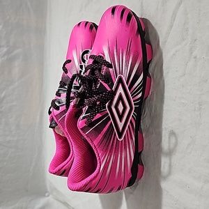 Umbro girls soccer cleats size 12k